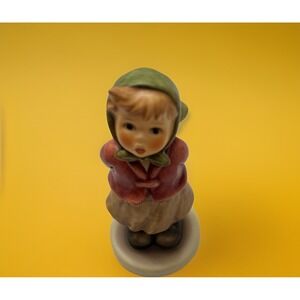2002 Goebel Hummel Clear As A Bell Choir Girl Figurine 2181 Germany Vintage Cute